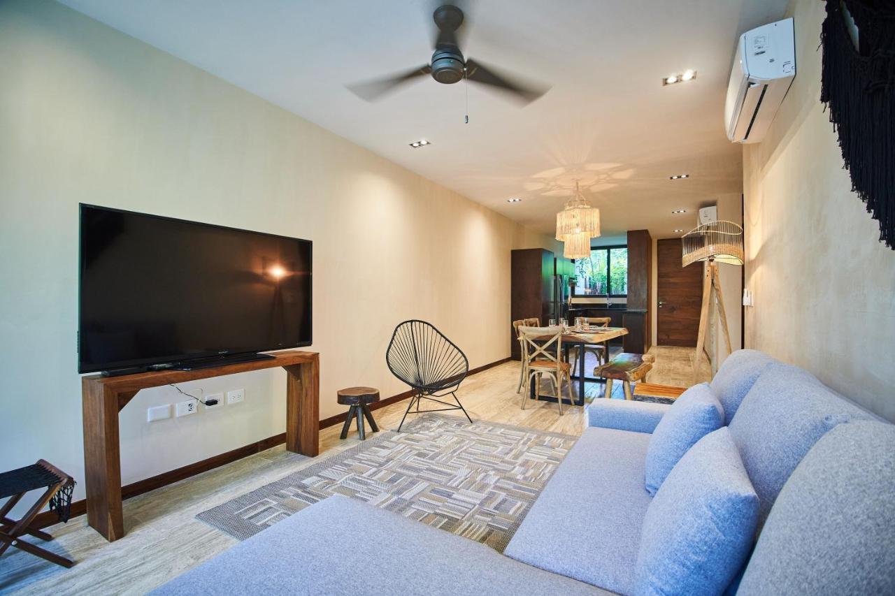 Appartement Odyssey - Private Plunge Pool & Club Access
