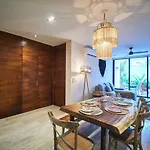 Odyssey - Private Plunge Pool & Beach Club Access
